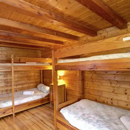 Holiday home Spacieux Avec Terrasse, Poele A Bois, Parking Prive, Et Jardin Ferme, Animaux Acceptes - Fr-1-496-28