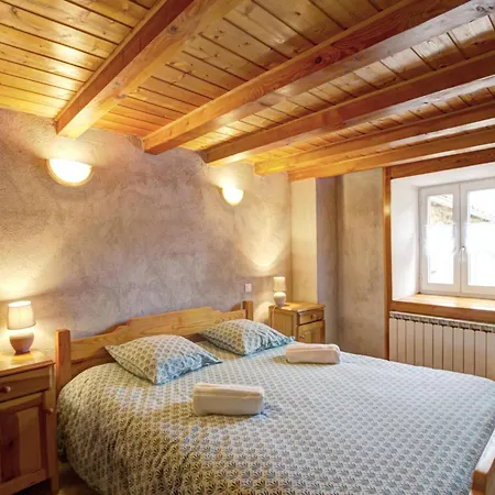 Spacieux Avec Terrasse, Poele A Bois, Parking Prive, Et Jardin Ferme, Animaux Acceptes - Fr-1-496-28 Holiday home *